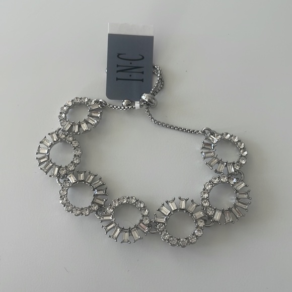 International Concepts INC Crystal Circle Asjustable Slidet Silver Tone Bracelet - Picture 3 of 8